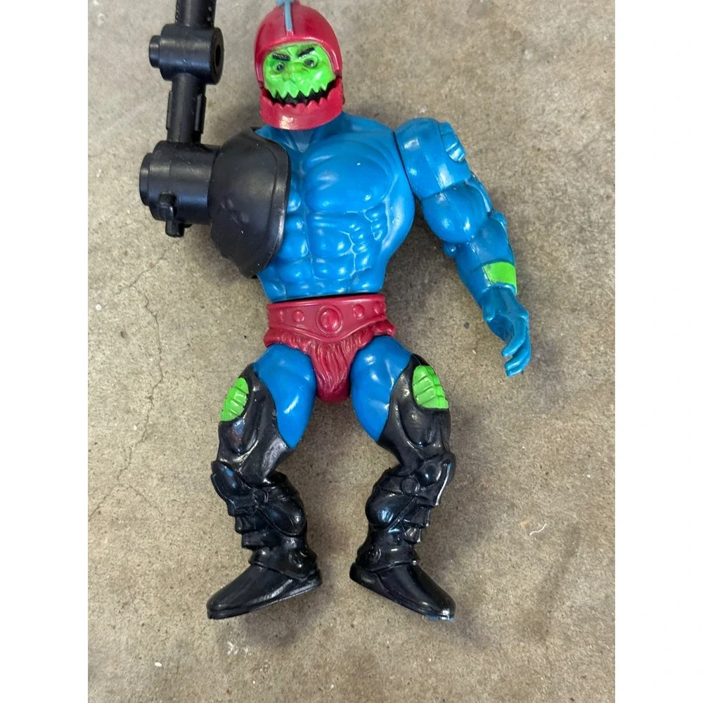 Vintage 1981 Mattel Masters of the Universe MOTU Trap Jaw Action Figure Blue Red